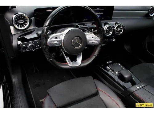 Mercedes Benz A200 1.4 Amg Sedan 2023