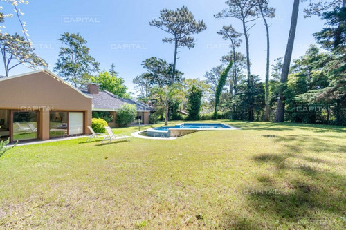 Buena Casa En San Rafael De Cuatro Dormitorios Con Pisicina-ref:30054