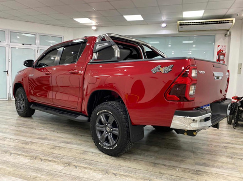 Toyota Hilux Srv 4x4 M/t 204 Cv
