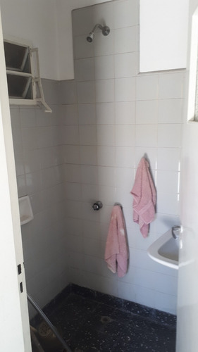 Imagen 12 de 14 de Casa Americana A La Venta En Ituzaingo Norte.