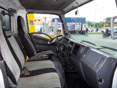 Chevrolet Nkr Ill Camion Estacas