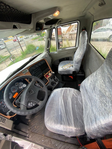 Imagen 5 de 8 de Camion De Volteo 14mt Cabina International Prostar