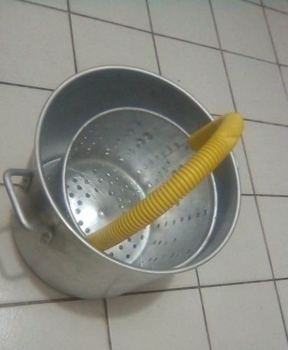 Caldeirão Para Ovos De Codorna Codormak 200 Ovos