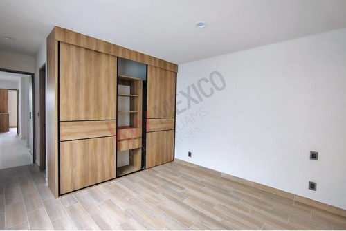 Renta Departamento De Dos Pisos En Segundo Nivel Con Roof Garden Y Vista Panorámica
