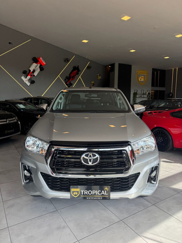 Toyota Hilux 2.7 SRV 4X4 CD 16V FLEX 4P AUTOMÁTICO
