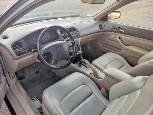 Honda Accord 2.2 Coupe Exrl At
