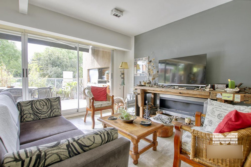 Imagen 4 de 30 de Muy Buen 4 Ambientes En Duplex, Suite, Balcon Con Parrilla Y 2 Cocheras.