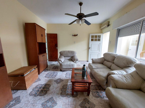 Casa En Venta 3 Dormitorios Terraza Y Quincho Rosario