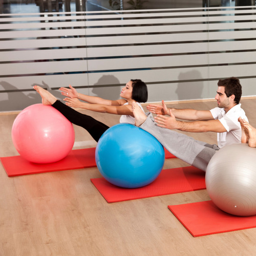 Bola De Exercício Para Pilates Yoga Rosa 55cm Com Bomba Cor Rosa-chiclete