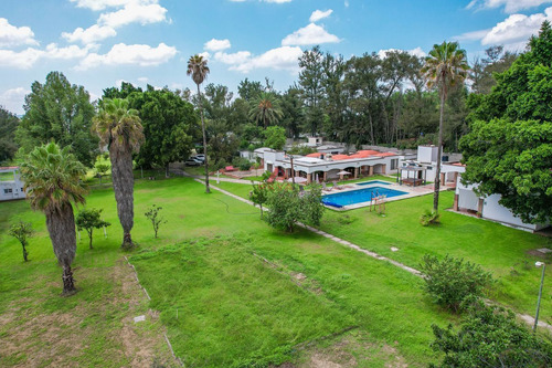 Terreno Con Uso De Suelo Comericial En Venta , Leon Guanajuato.
