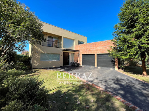 Casa Venta 6 Ambientes En Santa Maria De Los Olivos Malvinas Argentinas Lote De 1097 M2