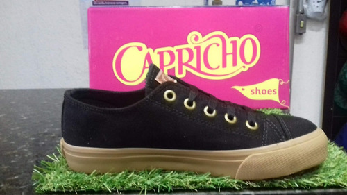 tenis capricho marrom