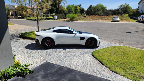 Aston Martin Vantage 4.8 V8 At
