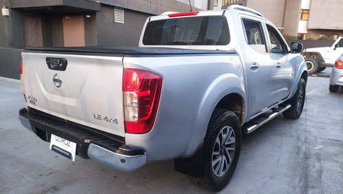 Imagen 4 de 18 de Nissan Np300 Le 4wd Dsl Aut 2017