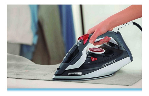 Ferro De Passar Roupa C/vaporizador Fx3900-b2 - Black&decker Preto/branco