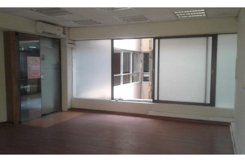 Arriendo Oficina Ed. Giratorio Conexión Metro Los Leones, Pl