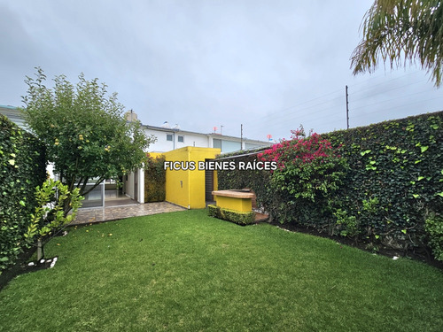 Casa En Venta En Calimaya, Residencial Bosque De Las Fuentes
