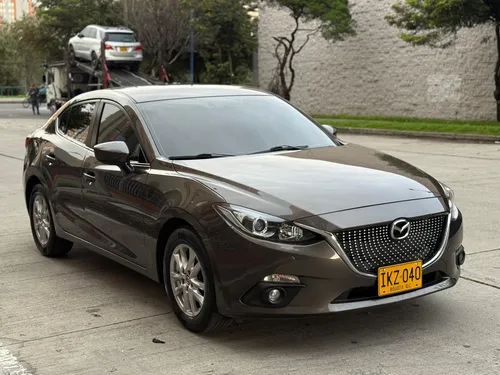 Mazda 3 2.0 Prime