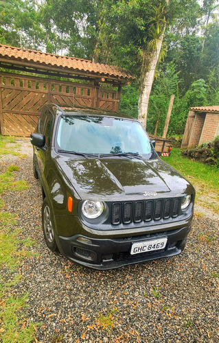 Jeep Renegade 1.8 Flex Aut. 5p