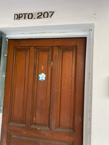 Tipo Estudio De 1 Ambiente,para 1 Persona, Escanilla Gamero