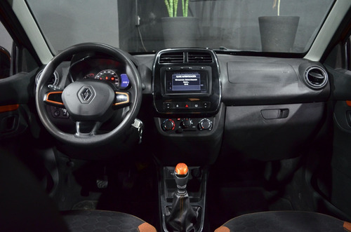 Imagen 11 de 11 de Renault Kwid 1.0 Outsider 2020 Nafta Color Naranja