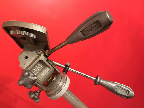 Tripé Gitzo Cremaillere 1 Super + Cabeça Gitzo R2 Manfrotto (Usado)
