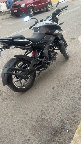Bajaj Pulsar 125 2024 Color Gris Único Dueño, Para Emplacar.
