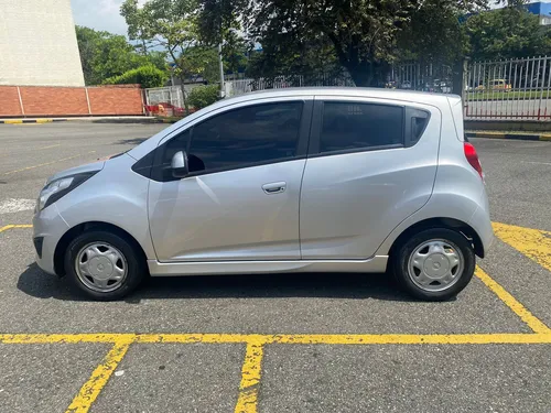 Chevrolet Spark 1.0 Go