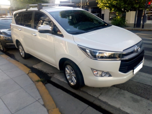 Toyota Innova 2.7 Srv 6 A/t 2018 En Garantia