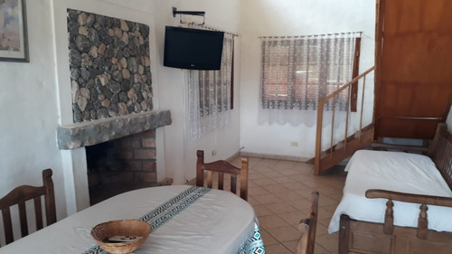 Imagen 10 de 27 de Cabañas En Alquiler Con Pileta Y Laguna En Cordoba, Los Hornillos, Valle De Traslasierra Hermosas Vistas La