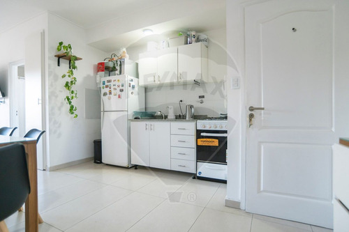 Monoambiente Con Terraza Privada En Venta La Plata