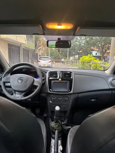Renault Logan 1.6 Expression