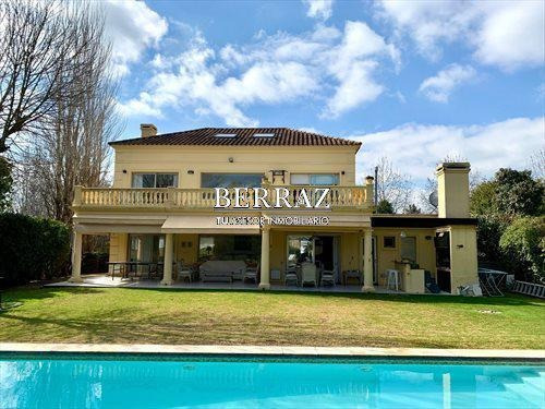 Imagen 1 de 12 de Casa Venta Ayres De Pilar - Pilar