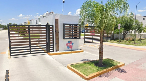 Casa Con Excelente Mantenimiento Y Ubicación. Arf