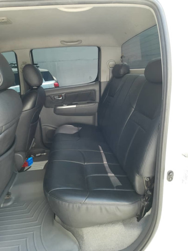 Imagen 10 de 10 de Toyota Hilux Kavak