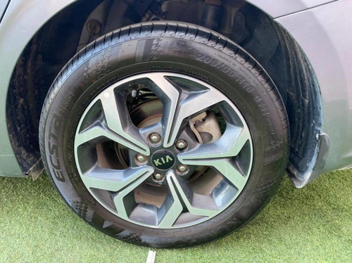 Kia Cerato Ex 1.6l 6mt Ac 2019