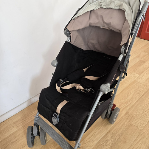 Cochecito De Bebe Mclaren Xlr Con Accesorios Negro Aluminio (Usado)