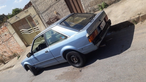 Imagem 1 de 4 de Ford Escort Cht