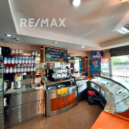 Imagen 4 de 10 de Venta Panadería 100 % Activa Paola Dos Santos Re/max Life