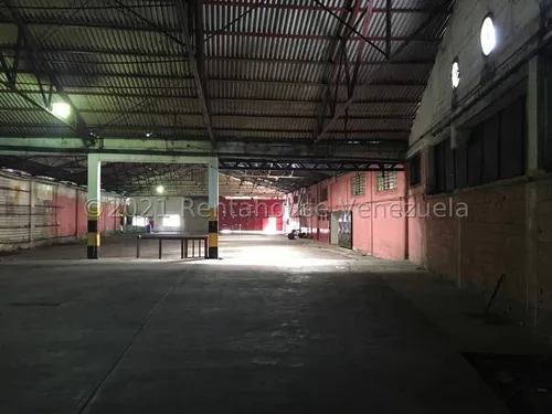 Galpón En Venta, Catia