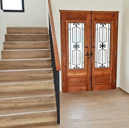 Casa Chalet En Venta En Escobar, G.b.a. Zona Norte, Argentina
