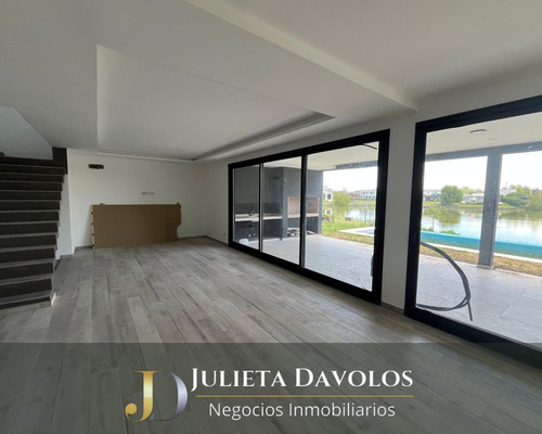 Casa Al Agua En Venta 7 Ambientes El Canton Barrio Norte-escobar