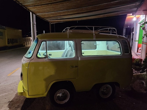 Volkswagen Combi Recortada