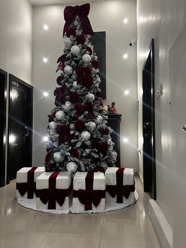 Arbol Navidad 3.35cms 700 Luces Y Decoracion Navidad 2025