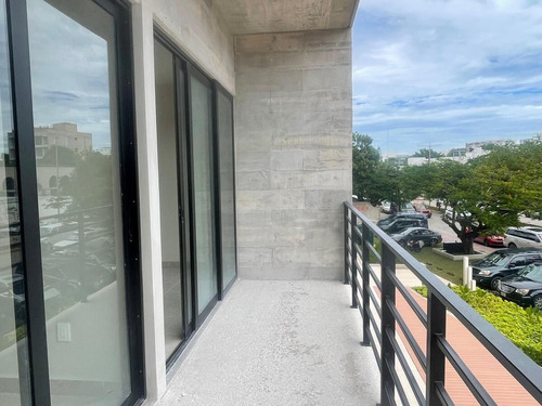 Departamento Para Estrenar Con Roof Garden En Av Nader Cancun