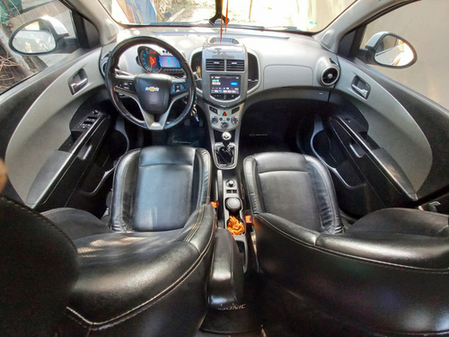Chevrolet Sonic 1.6 Ltz 4 p