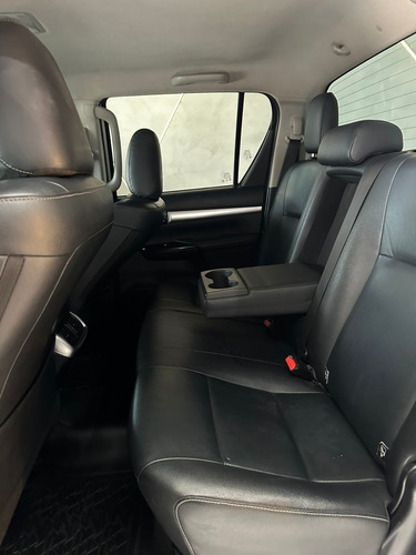 Toyota Hilux 2.8 Tdi Srx Cab. Dupla 4x4 Aut. 4p