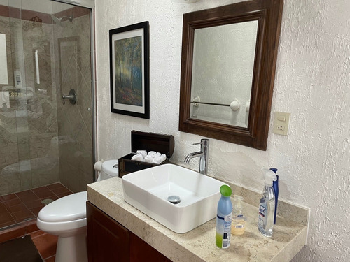 Casa En Venta De Un Piso En Juriquilla