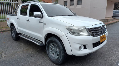 Imagen 7 de 15 de Toyota Hilux 2.5 Imv 4x4