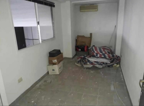 Imagen 7 de 8 de Galpón 225m2 Con Techo De Losa Ideal Para Pequeña Fábrica O Depósito